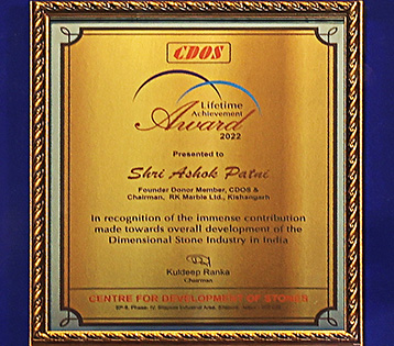 358x315_Award